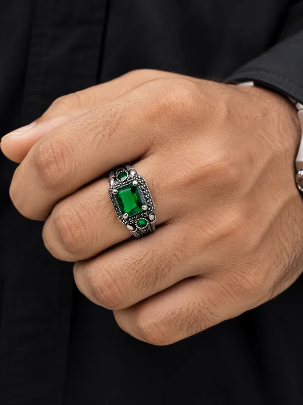 Mak_Luxe_925_Streling_Silver_Royal_Emerald_Vintage_Women’s_Statement_Ring
