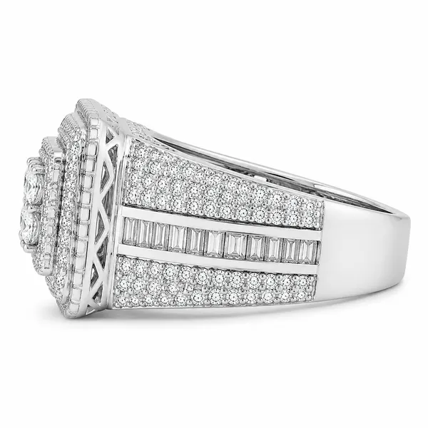 Mak_Luxe_925_Streling_Silver_Royal_Nine-Stone_Diamond_Men’s_Statement_Ring