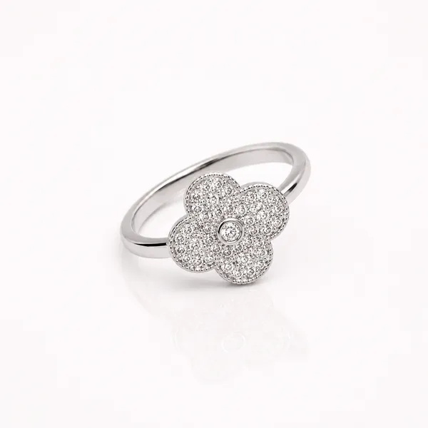Mak_Luxe_925_Sterling_Silver_Pendant_Set