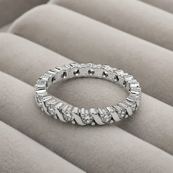 Mak_Luxe_925_Sterling_Silver_Eternal_Twist_Diamond_Band_Ring