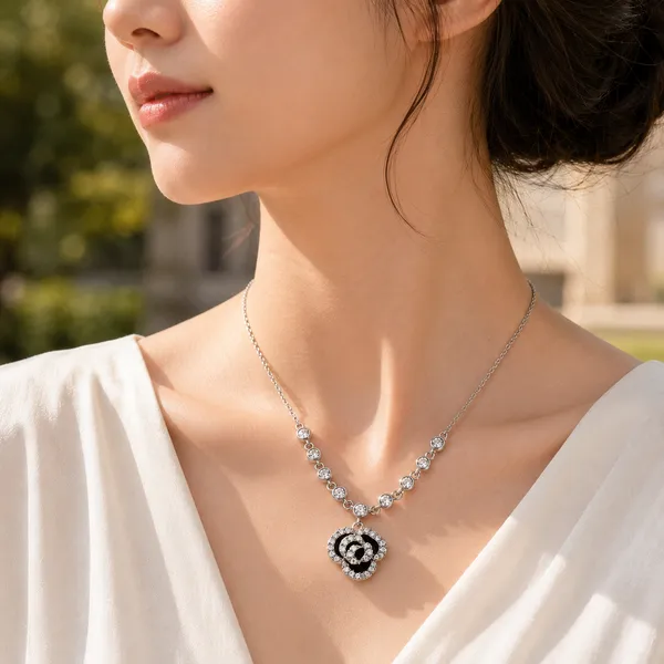 Mak_Luxe_925_Sterling_Silver_Pendant