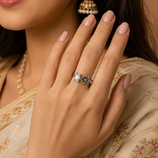 Mak_Luxe_925_Sterling_Silver_Emerald_Bloom_Radiance_925_Sterling_Silver_Open_Ring