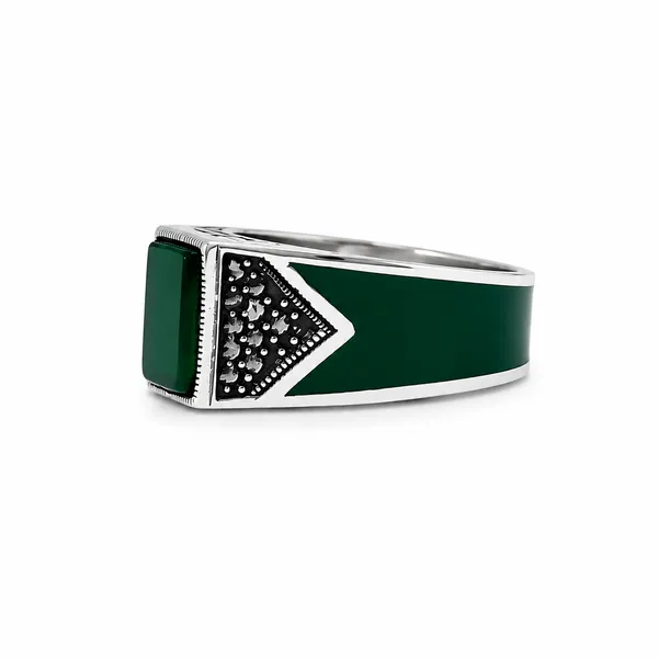 Mak_Luxe_925_Streling_Silver__Royal_Emerald_Majesty_Men’s_Statement_Ring