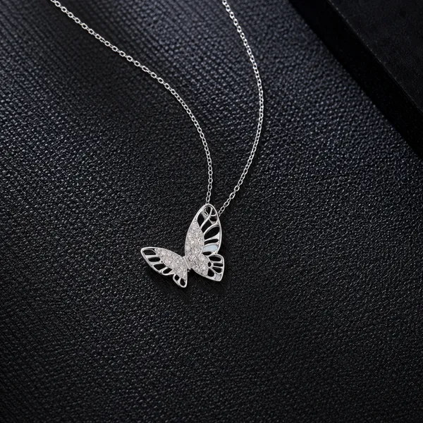 Mak_Luxe_925_Sterling_Silver_Butterfly_Sparkling_Silver_Pendent_With_Chain