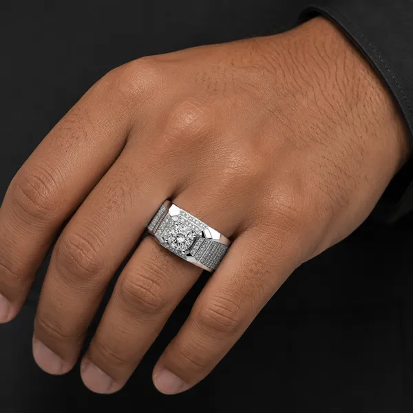 Mak_Luxe_925_Streling_Silver_Royal_Radiance_Solitaire_Diamond_Men’s_Ring
