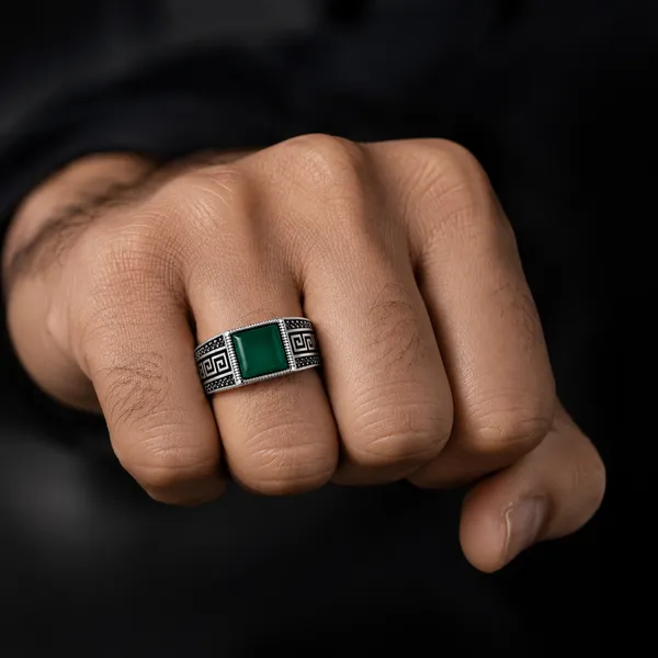 Mak_Luxe_925_Streling_Silver_Royal_Emerald_Greek_Key_Men’s_Statement_Ring