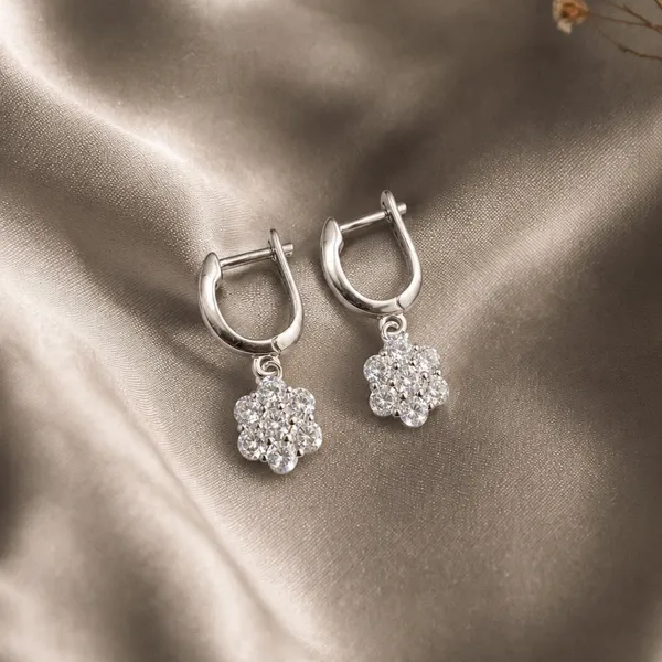 Mak_Luxe_925_Sterling_Silver_Sparkling_Floral_Cluster_Drop_Earrings_for_Women