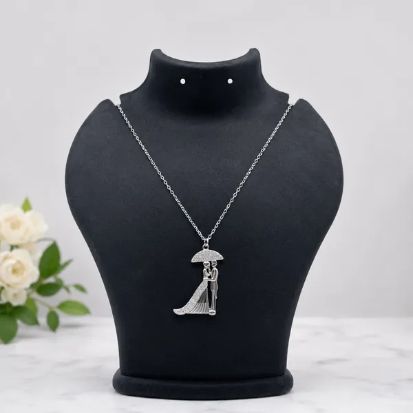 Mak_Luxe_925_Sterling_Silver_Romantic_Couple_Under_Umbrella_Pendant_With_Chain