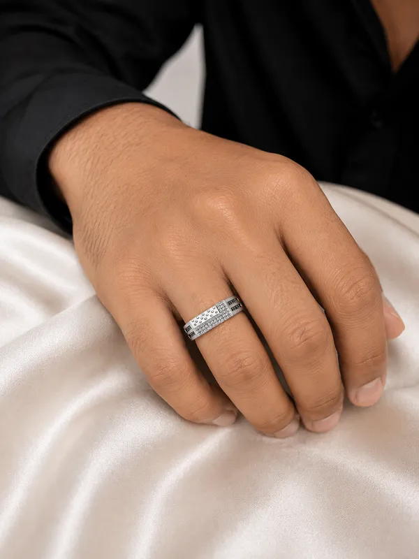Mak_Luxe_925_Streling_Silver_Modern_Geometric_Diamond_Men’s_Statement_Ring