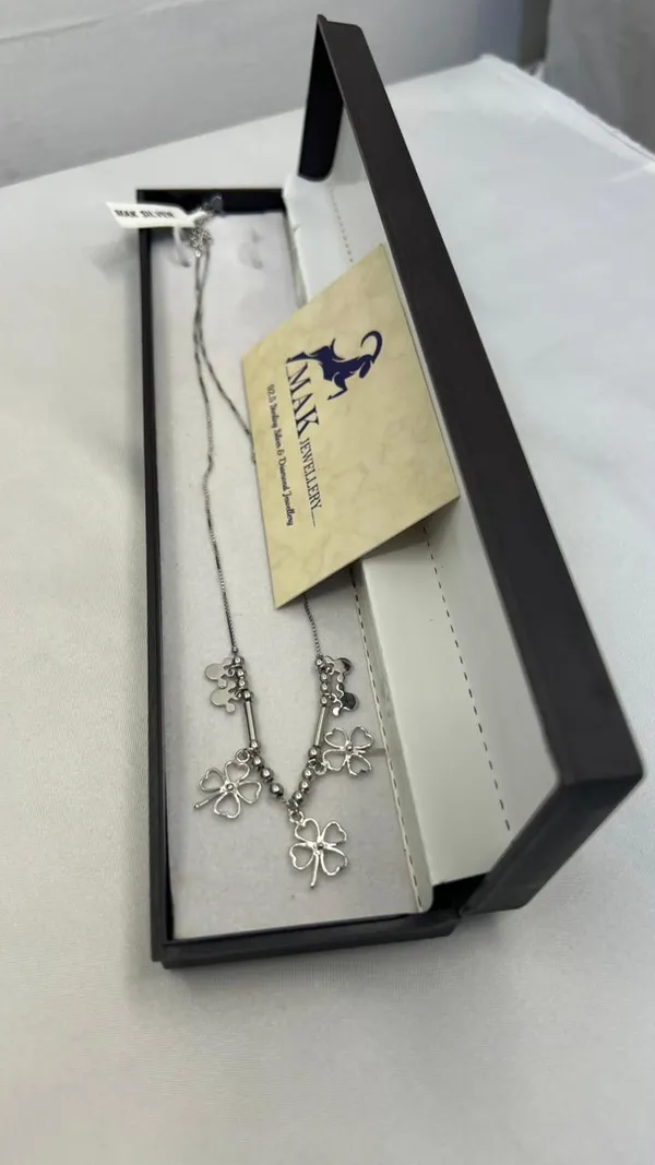 Mak_Luxe_925_Sterling_Silver_Pendant