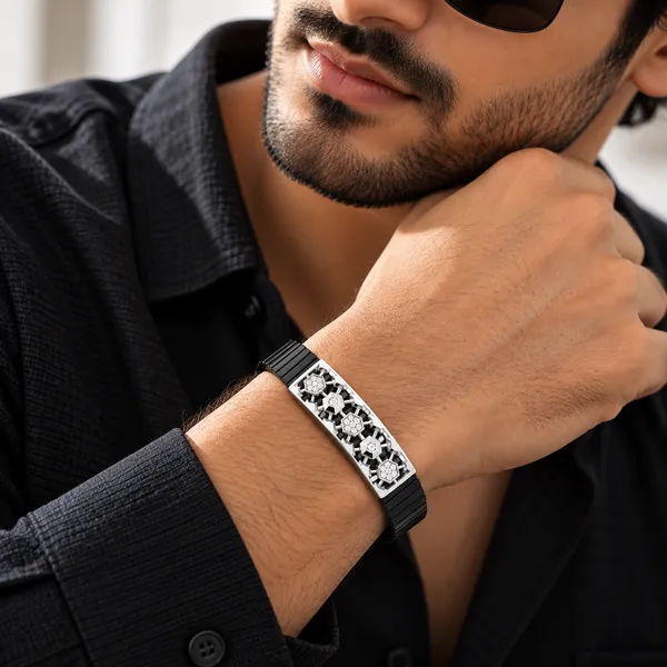 Luxury_Hexagonal_Diamond_Bracelet