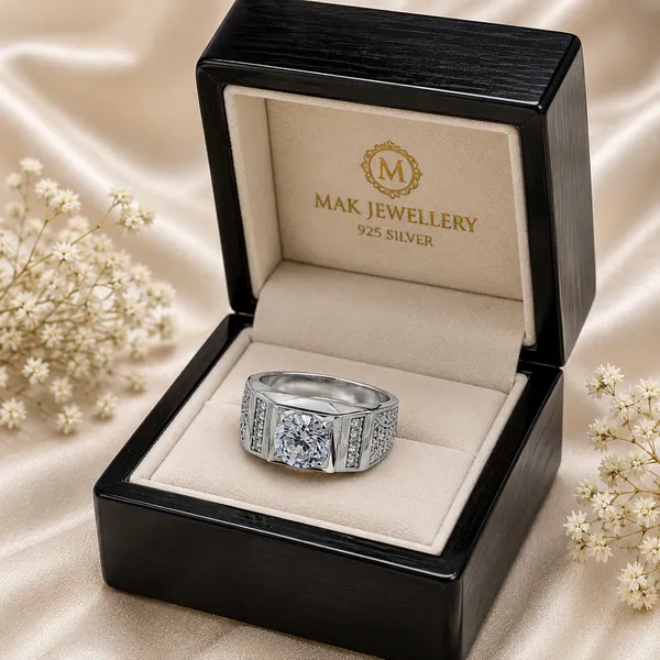 Mak_Luxe_925_Streling_Silver_Majestic_Radiance_Round_Solitaire_Men’s_Ring