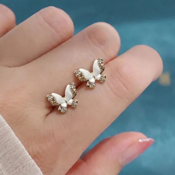 Mak_Luxe_925_Sterling_Silver_Butterfly_Design_Rose_Gold-Plated_Stud_Earrings_for_Women