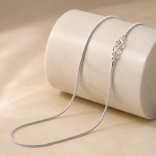 Mak_Luxe_925_Sterling_Silver_Classic_Elegance_925_Silver_Snake_Chain_Bracelet