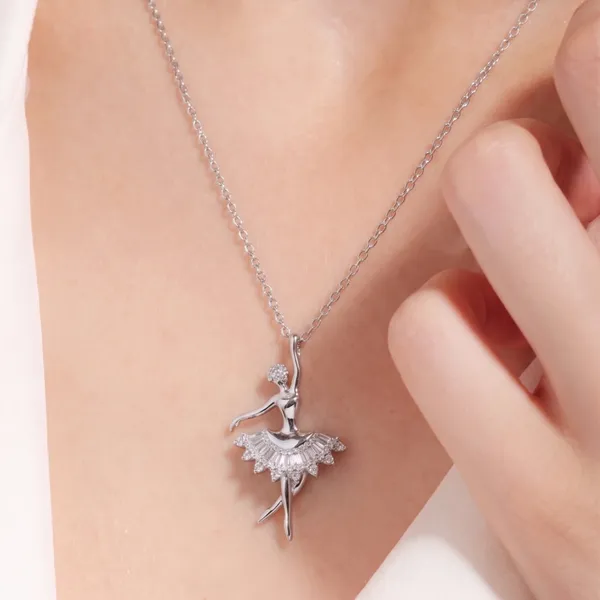 Mak_Luxe_925_Sterling_SilverBallerina_Pendant_With_Chain