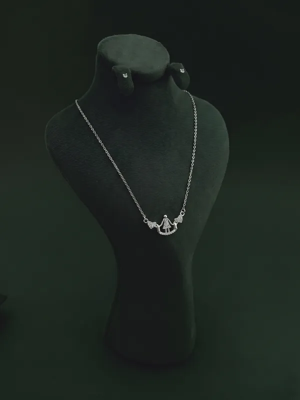 Mak_Luxe_925_Sterling_Silver_Pendant