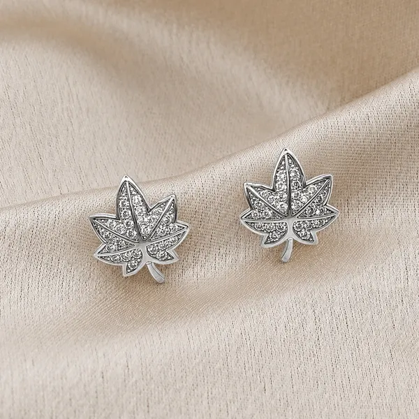 Mak_Luxe_925_SILVER_Sterling_Silver_Maple_Leaf_Diamond_Stud_Earrings