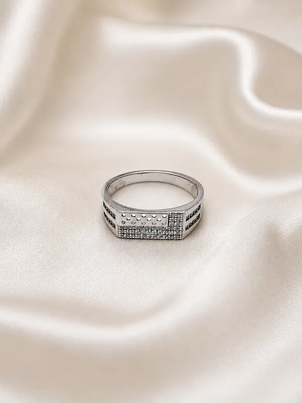 Mak_Luxe_925_Streling_Silver_Modern_Geometric_Diamond_Men’s_Statement_Ring