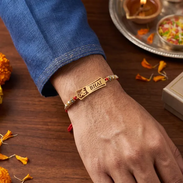 Traditional_Rakhi_For_Raksha_Bandhan_With_Customized_Name