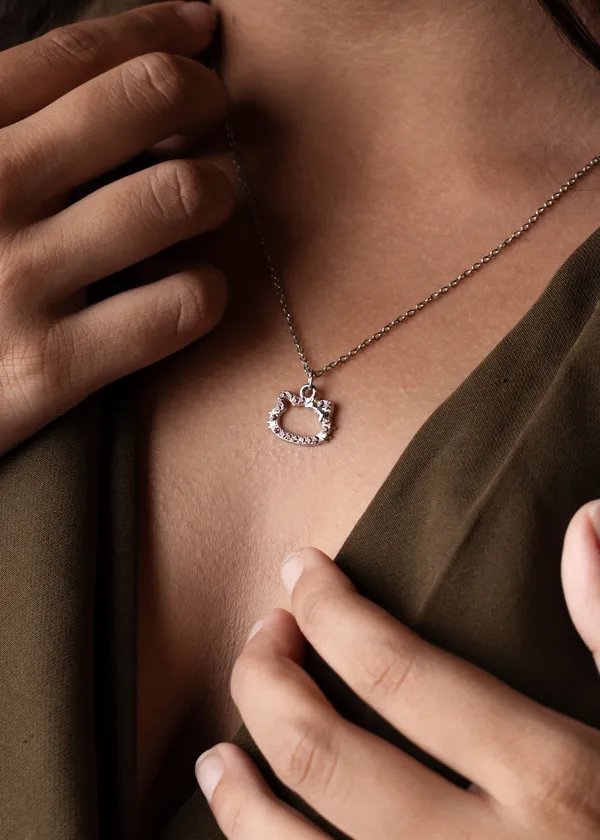 Crystal_Kitty_Charm_Necklace