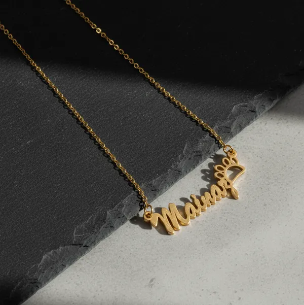 Customized_Necklace_With_Paw