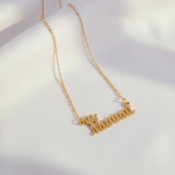 Customised_Name_Pendant_With_Crown
