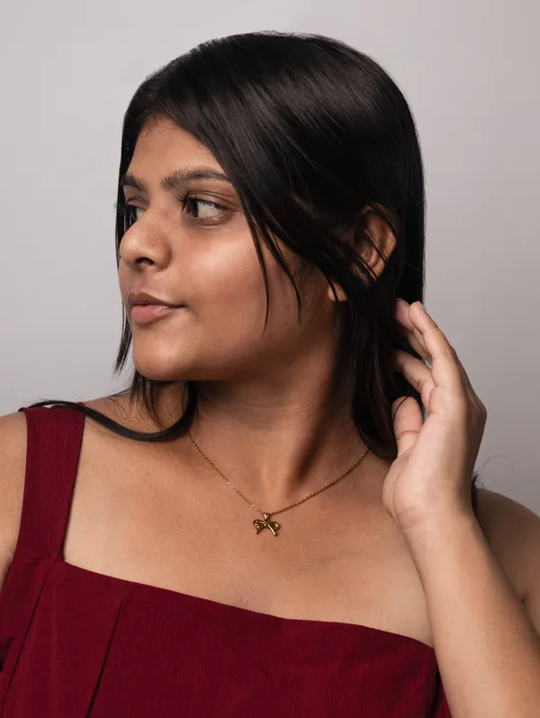 Classic_Bow_Charm_Necklace