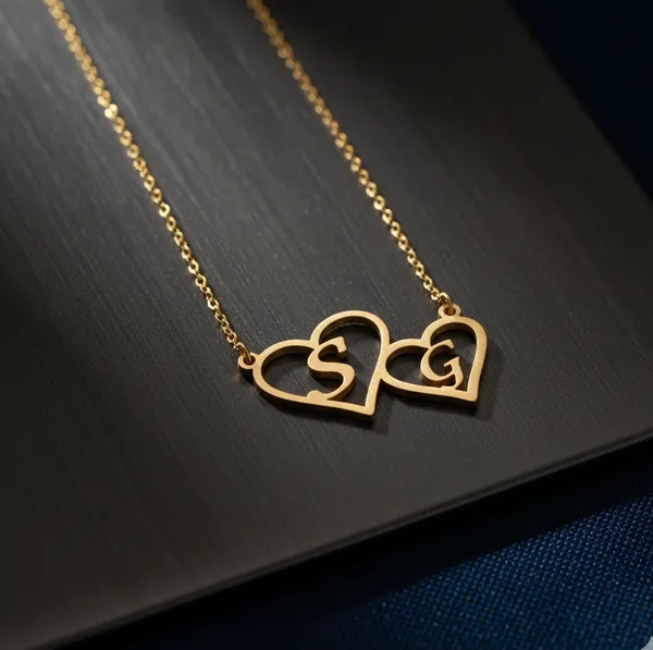 Opulent_Necklace_With_Name_Initials