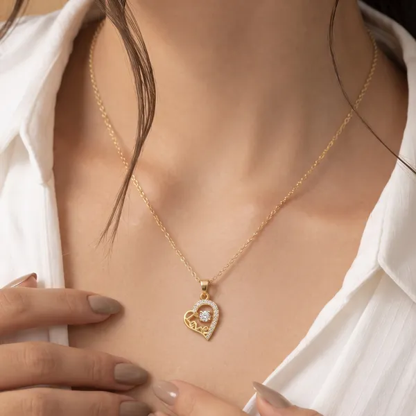 Love_Heart_Crystal_Pendant_Necklace_For_Women