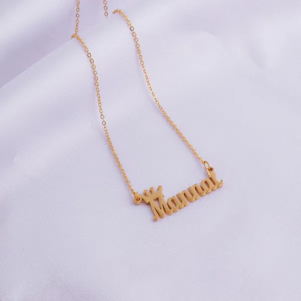 Customised_Name_Pendant_With_Crown