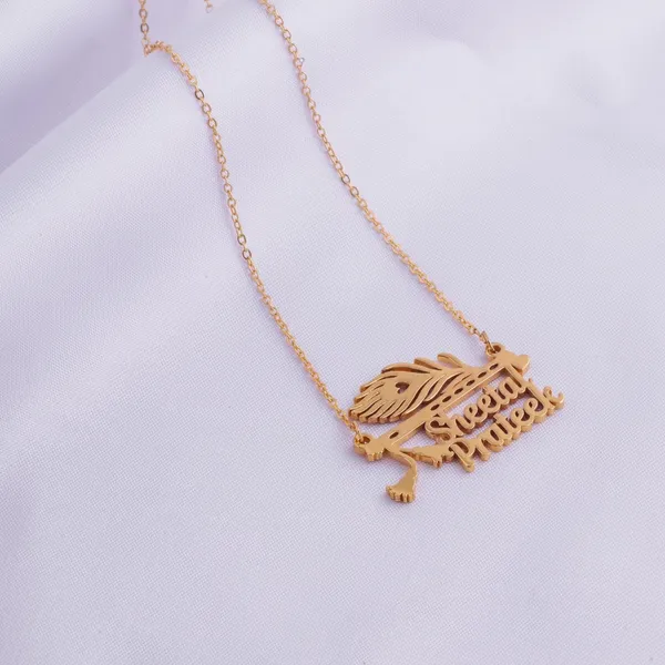 Luminous_Customized_Name_Pendant_Necklace_With_Feather