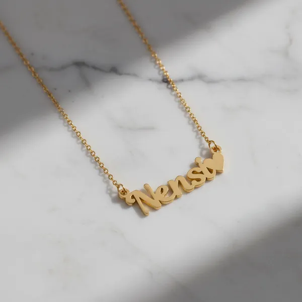Stylish_Name_Necklace_With_Heart_Symbol