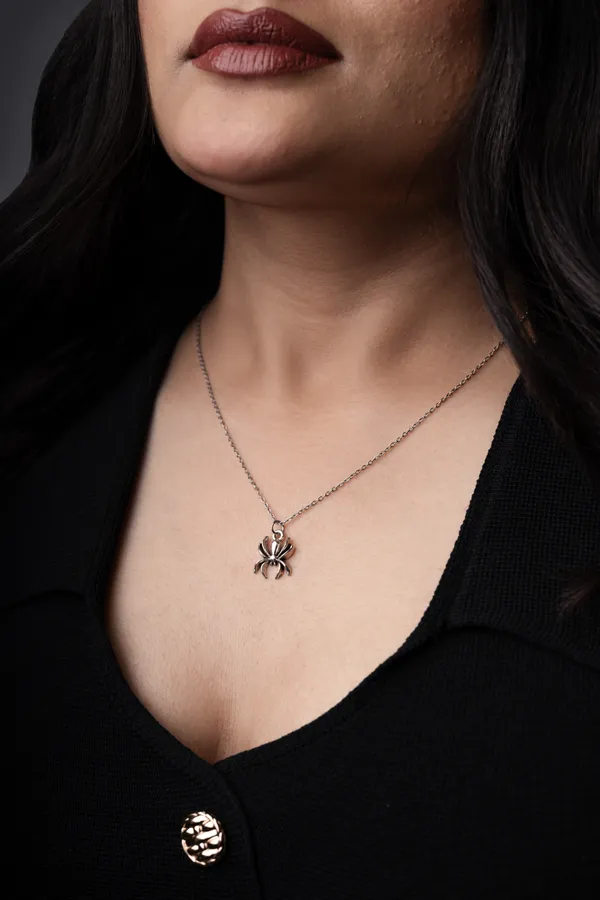 Midnight_Web_Spider_Pendant_Necklace