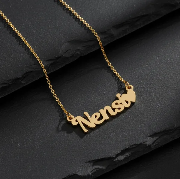 Stylish_Name_Necklace_With_Heart_Symbol