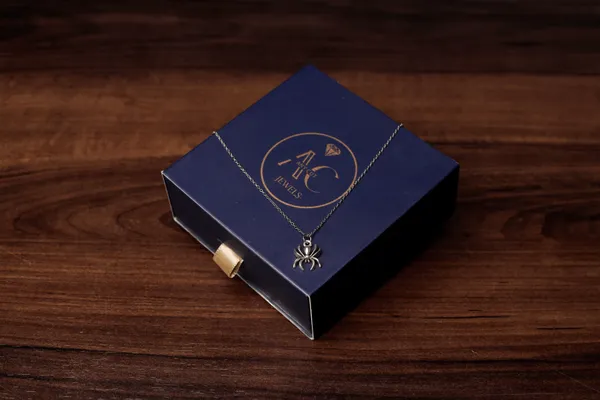 Midnight_Web_Spider_Pendant_Necklace