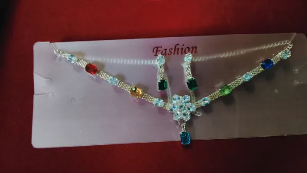 Multicolor_Alloy_Crystal_Necklace_Set_For_Women