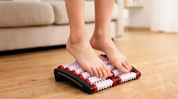 Multicolor_Acupressure_Foot_Massager_Roller_With_Magnetic_Therapy