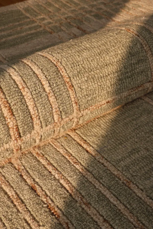 Grid_Atelier_Green_Hand_Tufted_Wool_Rug