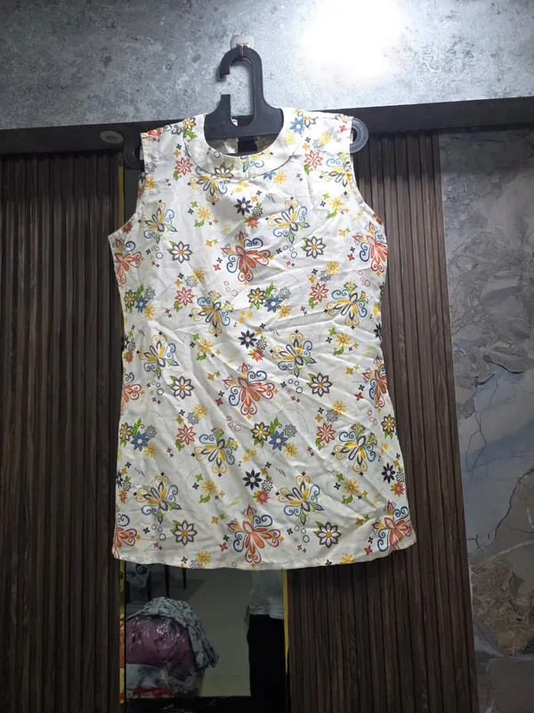 White_Floral_Print_Sleeveless_Dress_for_Girls