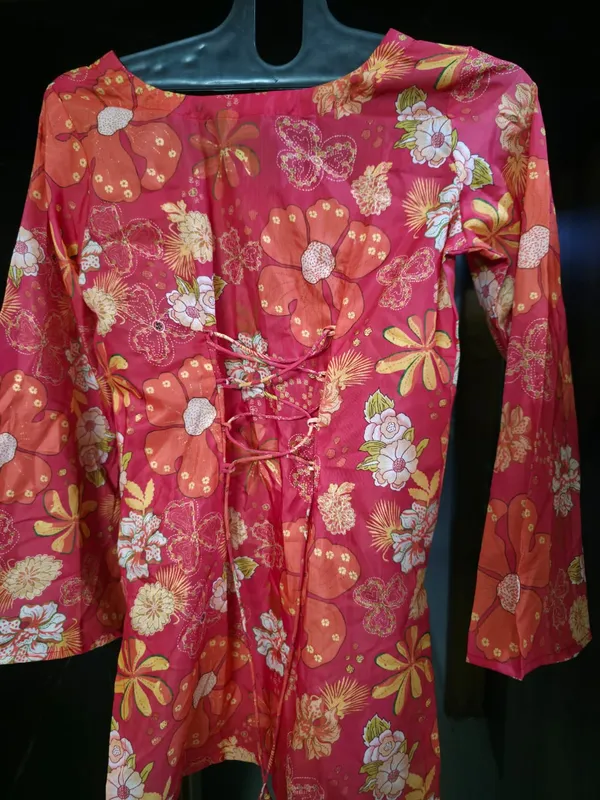 Pink_Floral_Print_Long_Sleeve_Top_for_Women