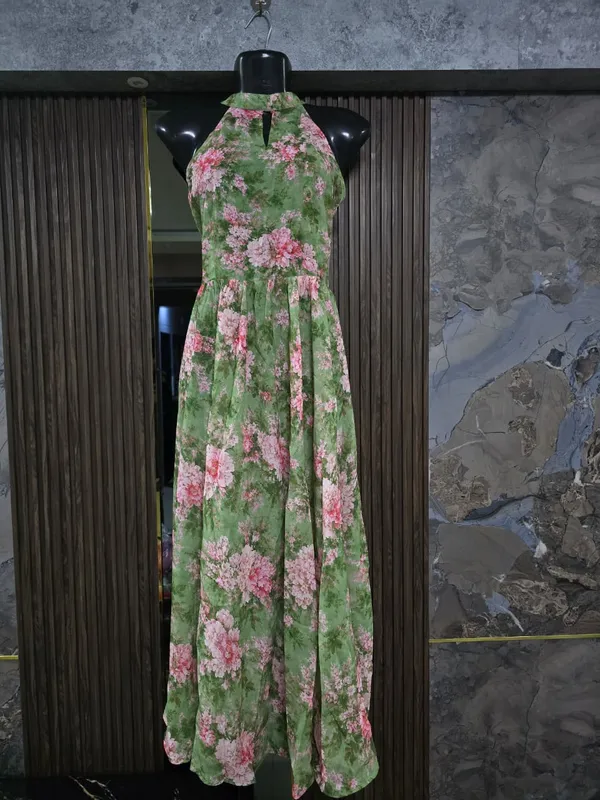 Green_Floral_Halter_Neck_Maxi_Dress_for_Women