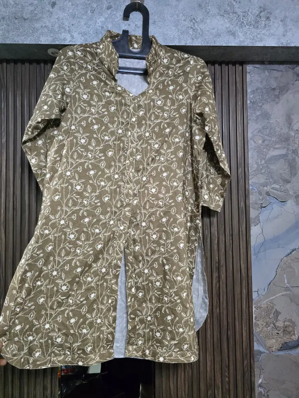 Olive_Floral_Straight_Kurta_for_Women