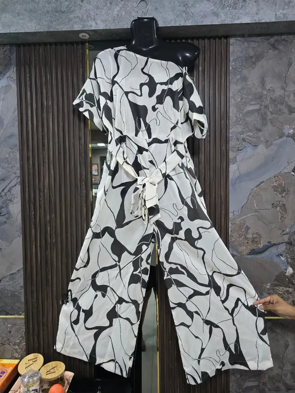 Black_And_White_Printed_Wide_Leg_Jumpsuit_for_Women