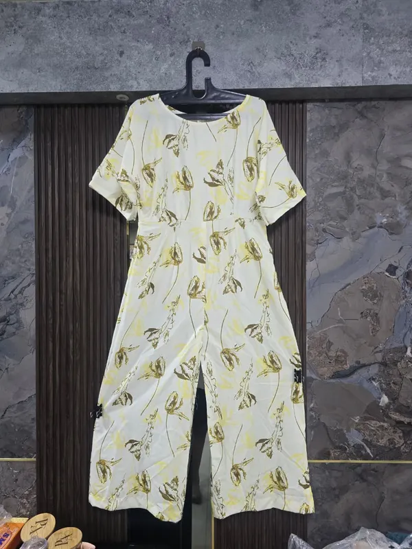 White_Floral_Print_Short_Sleeve_Jumpsuit_for_Women
