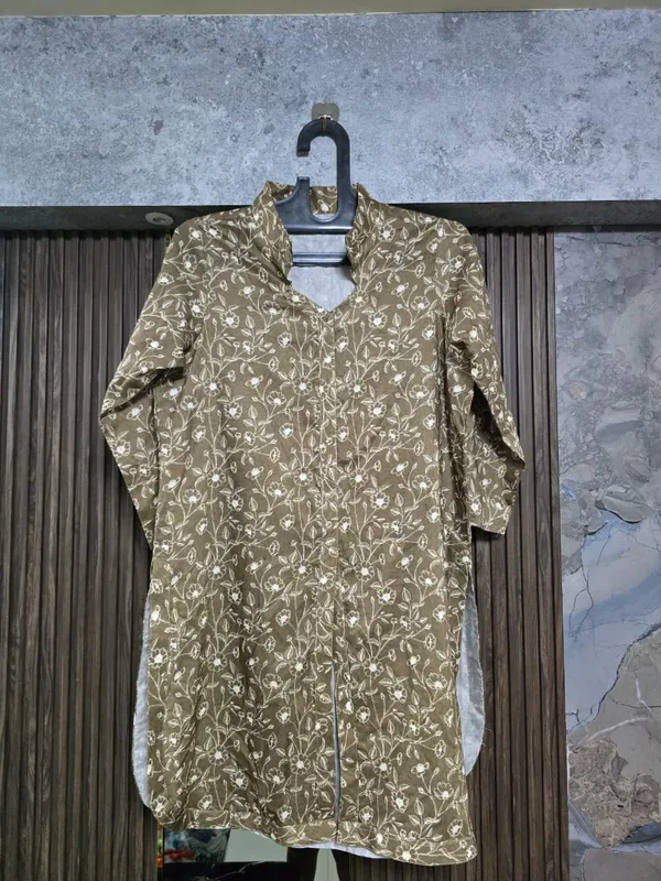 Olive_Floral_Straight_Kurta_for_Women