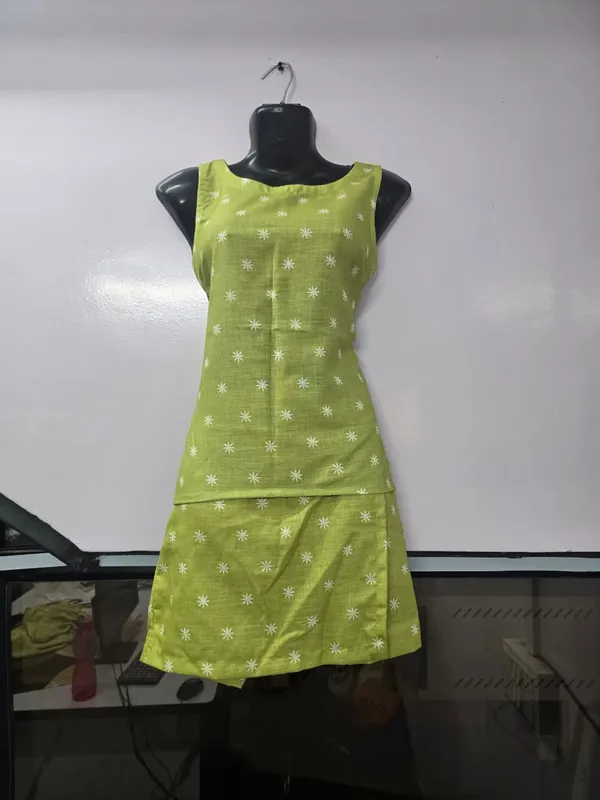 Green_Woven_Sleeveless_Kurti_Dress_for_Women