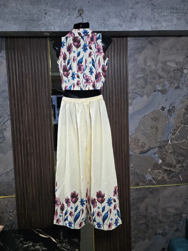 Cream_Floral_Print_Sleeveless_Co-Ord_Set_for_Women