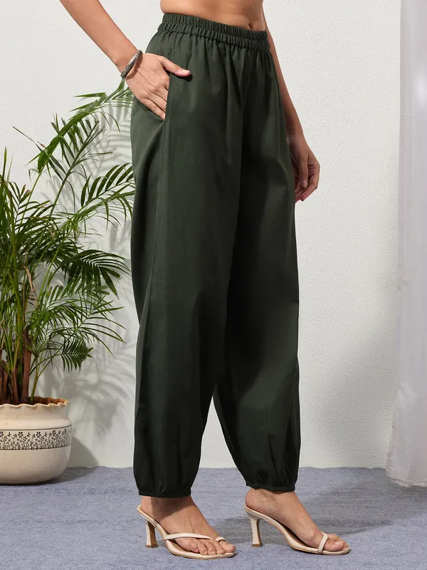 Green_Cotton_Linen_Piping_Hem_Palazzo_with_Pocket