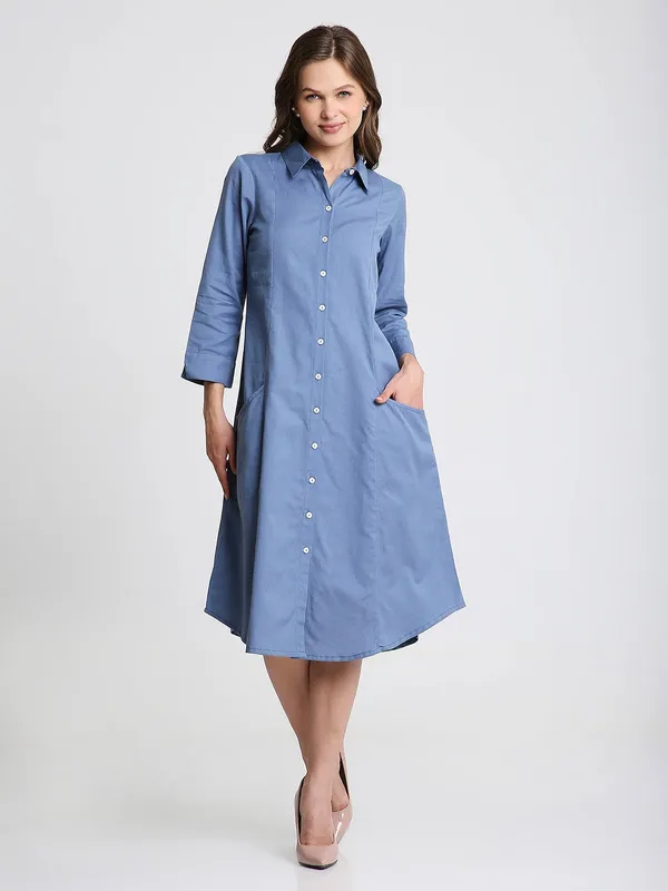 Blue_Solid_Midi_Shirt_Dress_with_Pockets