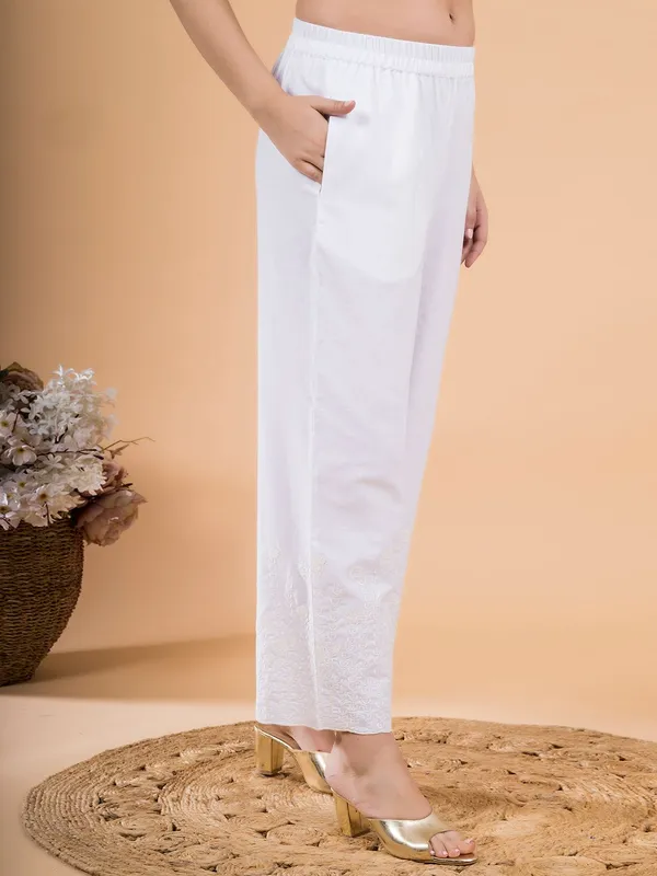 White_Flora_Crest_Embroidered_Hem_Palazzo
